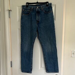 Levi’s 501 Jeans